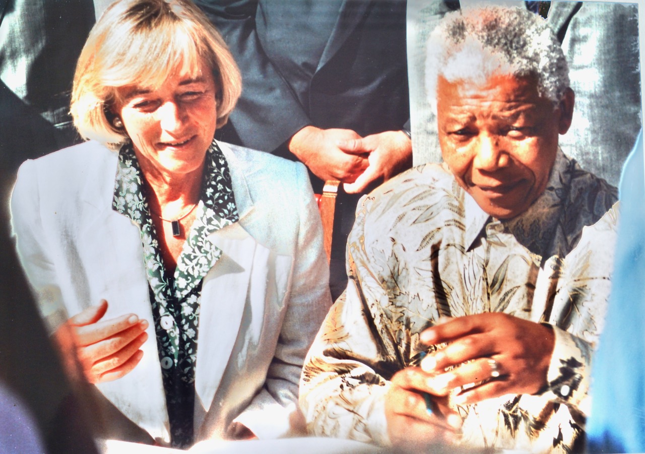 Nelson Mandela und Beate Weber-Schürholz